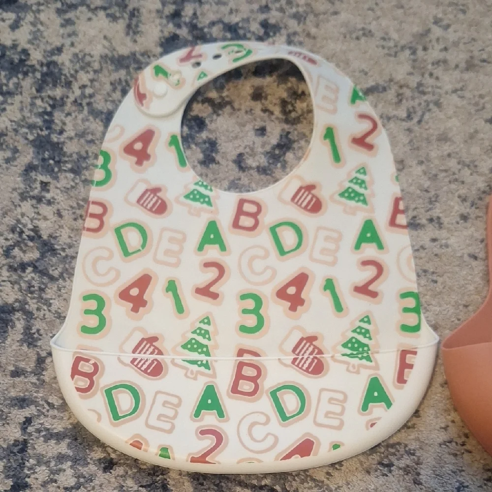 Silicone Baby Bibs Alphabet Holiday Design and Feather Design